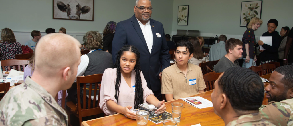 16 Air Force Airmen Mentor Youth During the Cibolo Enrichment Foundation's Dream Week 2023 Event at